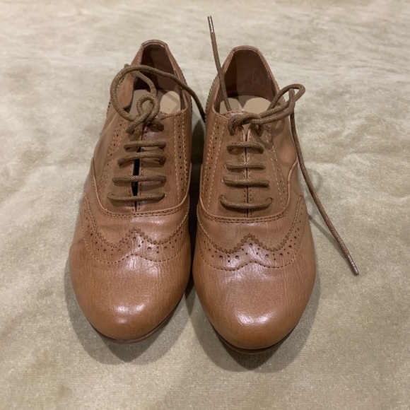 Call it Spring brogues